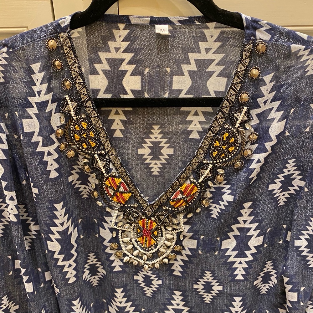 Tunic Top, Size M - Picture 2 of 3